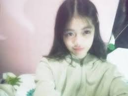 A pretty girl u know 🥰 make them feel special 😘🥰♥️