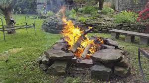 Feuer machen im garten erlaubt. Lagerfeuer In Diesen Fallen Ist Es Erlaubt Focus De