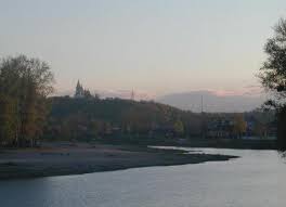 Ворсклу люблять не лише мешканці нашого району, а й всієї україни і подальші. Ribolovlya V Misti Poltava Na Richci Vorskla Rivnefish