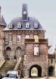 Ancienne Porte De La Ville Du Treport Le Treport Villa Ville France