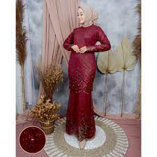 Ini dia model kebaya modern sederhana yang juga menjadi favorit para fashionsista kekinian ya, dia adalah model kebaya modern duyung sifon maroon. Gamis Duyung Tulle Kebaya Modern Kebaya Gamis Terbaru Shopee Indonesia