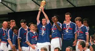 Umtiti fejesével franciaország a döntőben. Sport365 Hu Oriasi Csalas Tortent Az 1998 As Foci Vb N