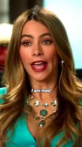 Gloria is an icon #fyp #modernfamily #gloriapritchett #sofiavergara  #modernfamilyscenes #scenes #fy #viral #funny