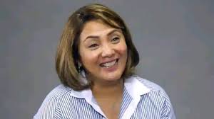 Hear me out... 😂🥺🙏 What if Diabla and Catalina are sisters 😂😁, just  listen. So Carlos, the dog, cheated