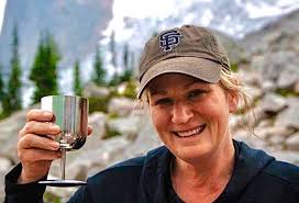 Lori Engler's Instagram, Twitter & Facebook