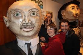 Nelson welcomes pioneer puppet