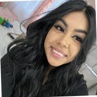 Leslie Guzman's Instagram, Twitter & Facebook