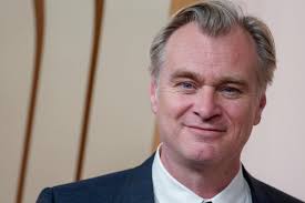 Oscar 2024: Christopher Nolan vence como melhor diretor por 'Oppenheimer'