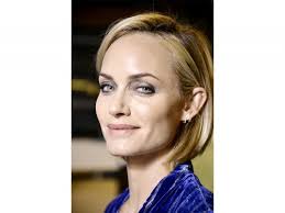 Per questo, prima di combatterla, dovremmo provare ad amarla. Capelli Sottili Tutti I Tagli E Le Acconciature Da Copiare Grazia It