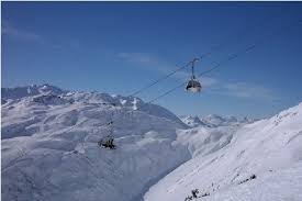 The locals are very friendly, the shopping is varied and the prices on i keep coming back to livigno usually for a second ski break in the year as its great value and the. Introduction To Livigno Ski Resort Italy Hotels In Livigno