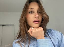 sunday morning in @mejuri 🥣📖⭐️ #mejuripartner #mymejuri