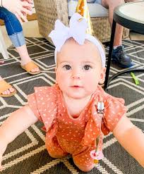 Finally got some Aubrey Kate loving, and I will say Emery got her some too!  She loves to love