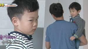 It is sad and at the same time funny because of sian. Si An Gets Jealous Of Seungjae During Their Playdate On The Return Of Superman Soompi