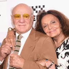 Ellen DeGeneres Reveals Rare Glimpse at Her $18 Million British Farmhouse