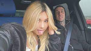 Alabama luella barker is an american social media star who has gained populairty through the eponymous instagram account. Who Is Alabama Luella Barker Travis Barker S Daughter Exposes Dms Claiming He Had An Affair With Kim Kardashian
