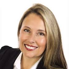 Sonja Tracy's Instagram, Twitter & Facebook