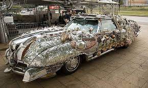 Wild And Wacky Cars Of The Annual Houston Art Car Parade Http Sodapic Com Car Art Weird Cars Wheel Art