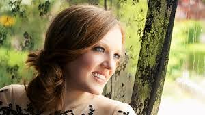 Rachael Barton's Instagram, Twitter & Facebook