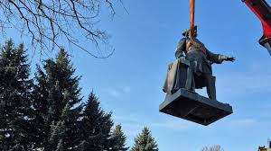 Attēlu rezultāti vaicājumam “Monument to Peter the Great”