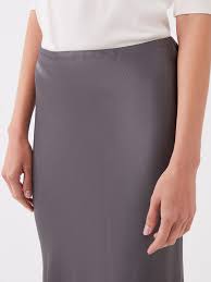 Antrasit Standart Fit Düz Saten Kadın Etek - W3EB21Z8-R34 | LCW