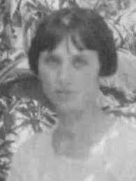 Laura Duce's Instagram, Twitter & Facebook