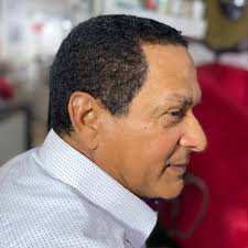 Samuel Baez (@sammykaraokerd)