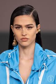 Fashion model Amelia Gray Hamlin and their looks