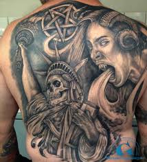 Tatouage Dos Homme Graphicaderme