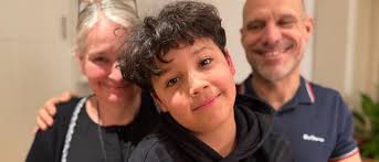 Wie Juan zu Elmar und Caroline kam: „Wir hatten das Gefühl, er lädt uns  ein, seine Eltern zu werden“