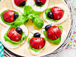 Gartenparty Die Besten Ideen Fur Ein Leckeres Fest Lecker Lecker Vorspeisen Rezepte Einfach Caprese Rezept