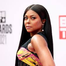 The best quality synthetic wigs, human wigs and hair extensions loved by the most top influential instagram . Taraji P Henson Wore Her Longest Hair Ever At 2021 Bet Awards Red Carpet Photos Allure