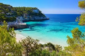 Dieser strand ist wohl das genaue gegenteil von den bisher vorgestellten. Menorca Tipps Strand Meer Menorca Urlaub Urlaub Spanien