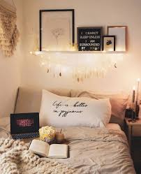 See more ideas about aesthetic rooms, funny minion videos, aesthetic. Pin By Senem On Decoracion Romantic Bedroom Decor Aesthetic Bedroom Room Decor