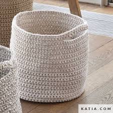 Whether you choose to keep it on your bed or on your sofa, this snug blanket. Basket Home Spring Summer Models Patterns Katia Com