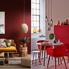 Et pour cause, il se mélange aussi bien à du noir et du blanc que des teintes vitaminées comme du rouge ou du jaune. Salon Rouge 5 Idees De Decoration Et Nos Accessoires Coup De Coeur Femme Actuelle Le Mag
