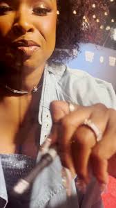 Signed, sealed, delivered ✍️💌 Jennifer Hudson is here