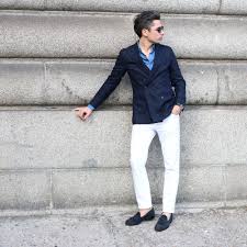 S'il est clair que monsieur prête une attention de plus en plus même des boutiques plus traditionnelles offrent désormais des tenues plus extravagantes et elle résume ainsi la grande tendance pour cette année : Comment S Habiller Au Nouvel An Looks Du 31 Pour Homme