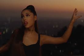The content of break up with your girlfriend, i'm bored is basically as the title implies. Ariana Grande Break Up With Your Girlfriend I M Bored Video Spin