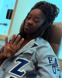 💪🏾 Chemo #4️⃣ 🙏🏾 Fun fact: My favorite number is 4. Today hit me  actually last night. I had a beautiful Mother's Day and I got home and  changed clothes. I scratched