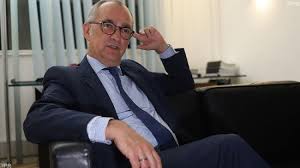 La cour d'appel d'agen a été créée en 1804 sous l'empire et était à l'origine plus grande que celle de toulouse. Un Nouveau Procureur General A La Cour D Appel Qui Est Denis Chausserie Lapree Imaz Press Reunion L Actualite De La Reunion En Photos