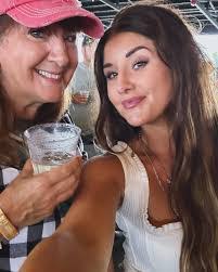 Taylor Crooks's Instagram, Twitter & Facebook