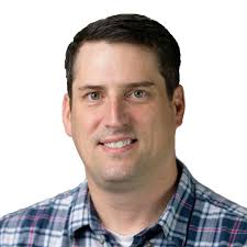 Should You Build or Buy Software? Pros and Cons to Consider