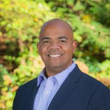 Steven Edgeman's Instagram, Twitter & Facebook