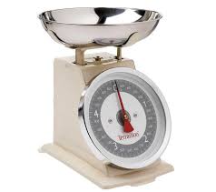 Balance De Cuisine Mecanique Terraillon Chez Delamaison Fr Balance De Cuisine Cuisine Verre Mesureur