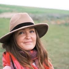 Alison Lawton's Instagram, Twitter & Facebook