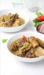 Catfish pepper soup a.k.a point and kill is another delicious nigerian pepper soup recipe. Assorted Meat Pepper Soup Nigerian Pepper Soup K S Cuisine