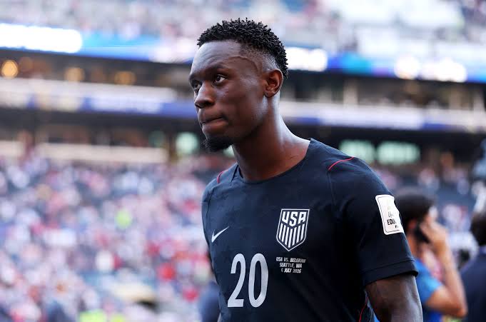 Everton's Folarin Balogun move collapses as striker walks away from &pound;40m  deal | The Independent