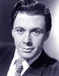 Maxwell Reed's Instagram, Twitter & Facebook