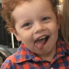 Leah Bess's Instagram, Twitter & Facebook