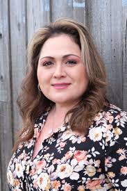 Jessica Grajeda, Real Estate Agent